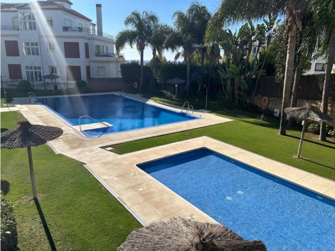 Продажа квартиры на Piso en Urbanización Princesa Kristina, Alcorrín, Manilva, Манильва
photo 3
