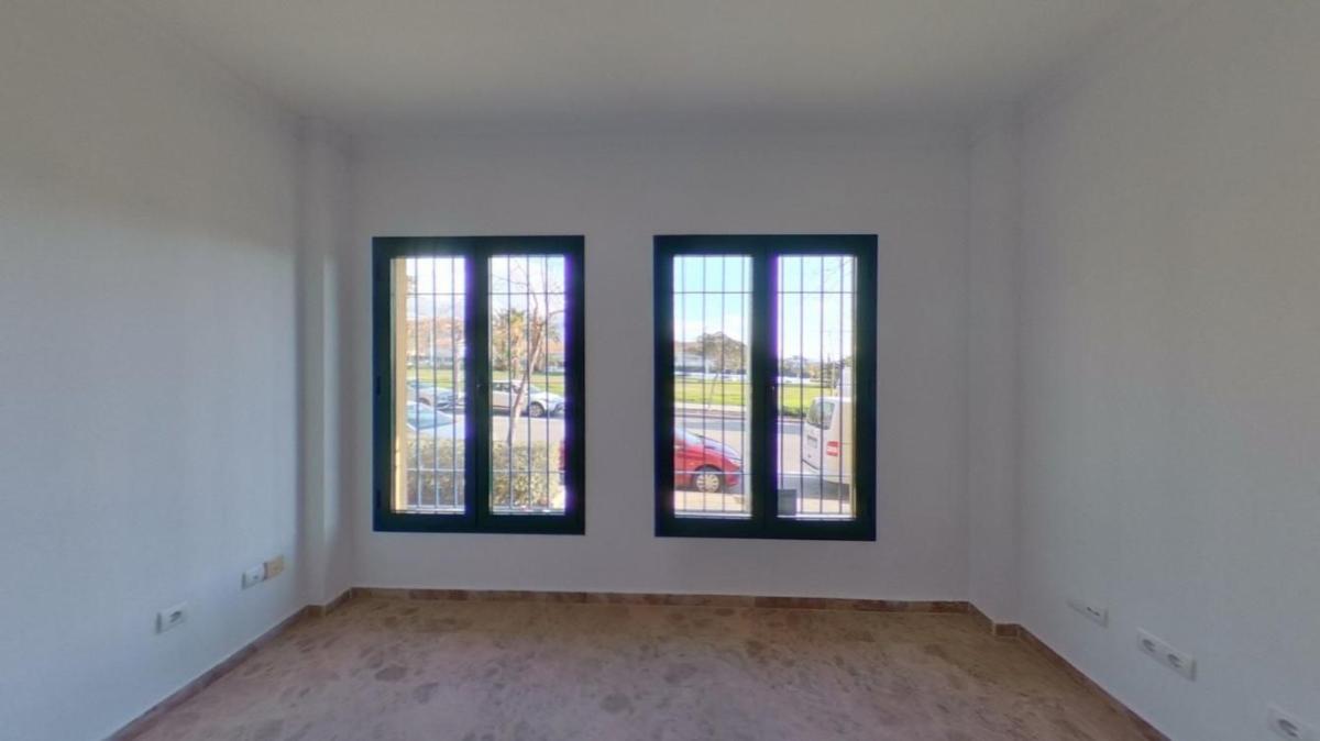 Продажа квартиры на Piso en Avenida de Barcelona, Linda Vista-Nueva Alcántara-Cortijo Blanco, Marbella, Марбелла
 photo 3