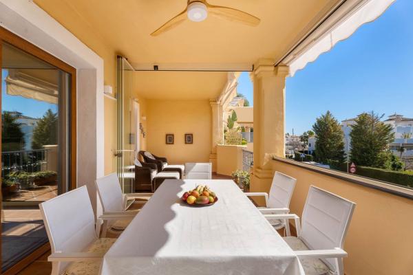 Venta de piso en Piso en Avenida Piedramar, 1, Nagüeles, Marbella, Marbella
photo 1