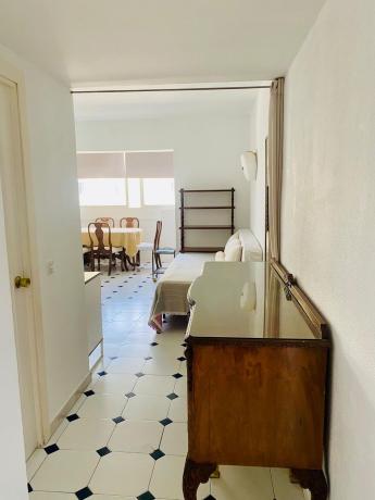 Venta de piso en Piso en Calle del Calvario, 8, Huerta Belón-Calvario, Marbella, Marbella
photo 1