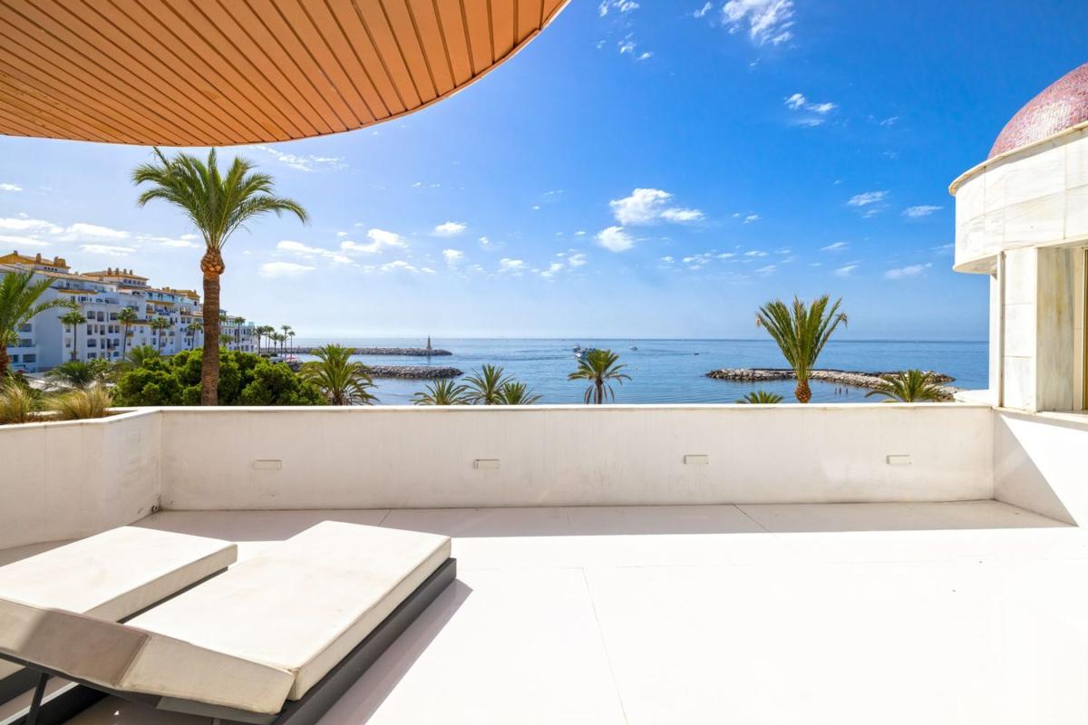 Продажа квартиры на Piso en Avenida José Banús, Puerto Banús, Marbella, Марбелла
 photo 5