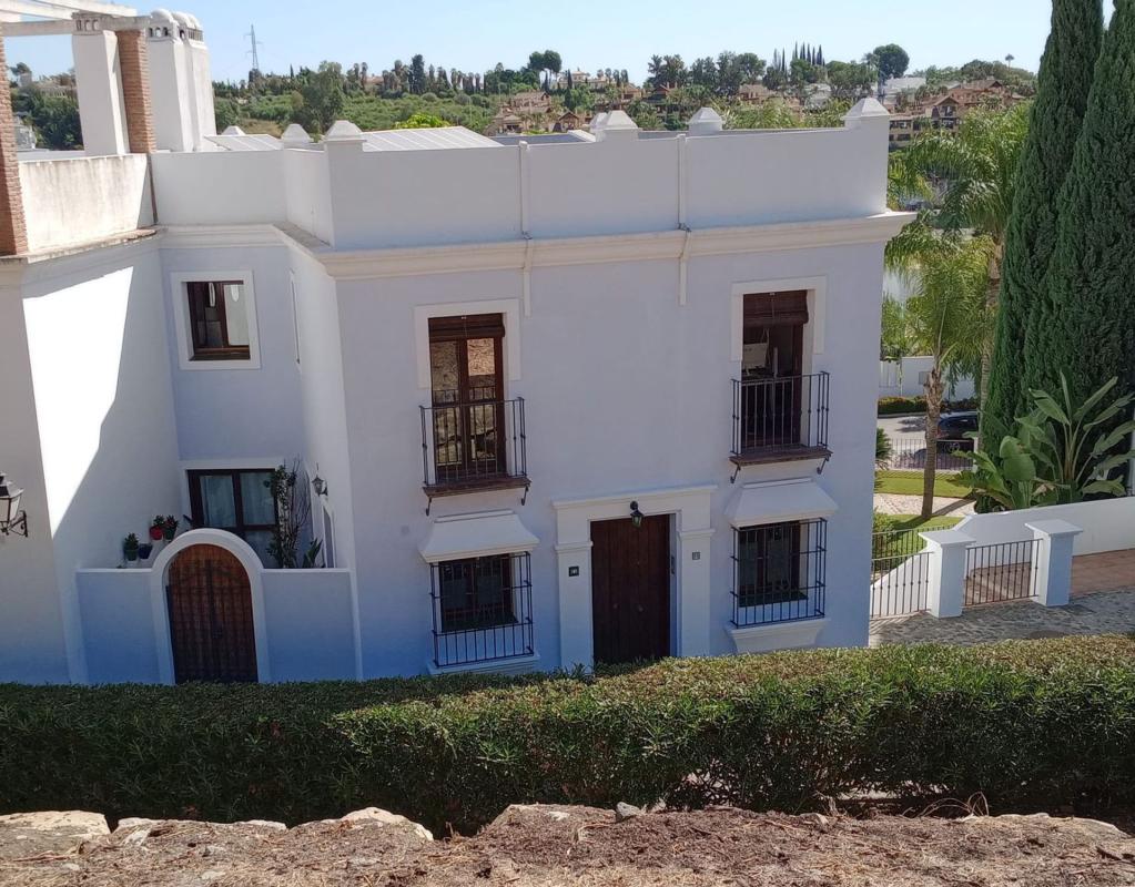 Propiedades en venta y alquiler en España photo 1