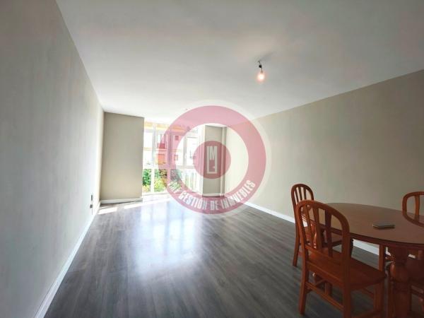 Продажа квартиры на Piso en Calle Romero Pozo s/n, Centro Ciudad - El Carmen, Vélez-Malaga, Велес-Малага
photo 1