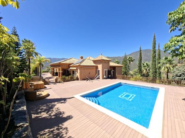 Casa rural en Las Majadillas, Istan photo 1