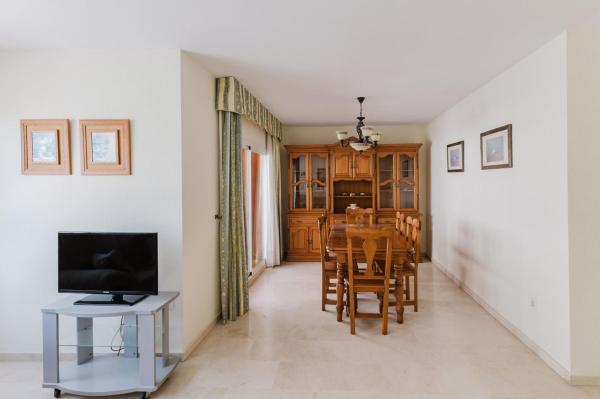 Venta de piso en Piso en Calle Antonio Ferrandis Chanquete, Chaparil - Torrecilla - Punta Lara, Nerja, Nerja
 photo 4