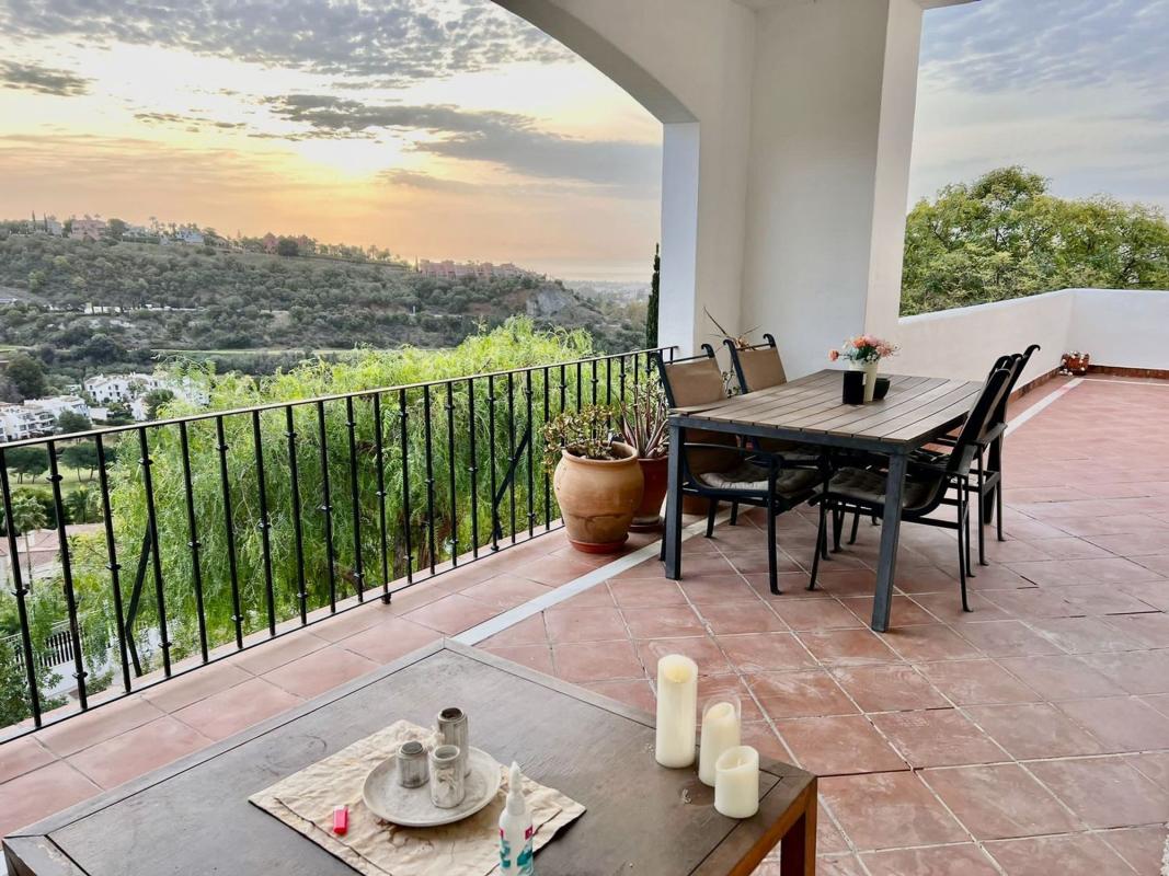 Sprzedaż mieszkania w Piso en los arqueros, 50, Los Arqueros-Puerto del Almendro, Benahavís, Benahavís
photo 1