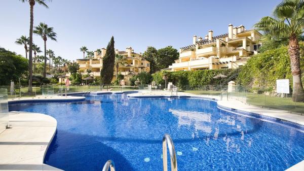 Sprzedaż mieszkania w Piso en Urbanizacion Majestic Hills, Casares Golf - Casares del Sol, Casares, Casares
 photo 2
