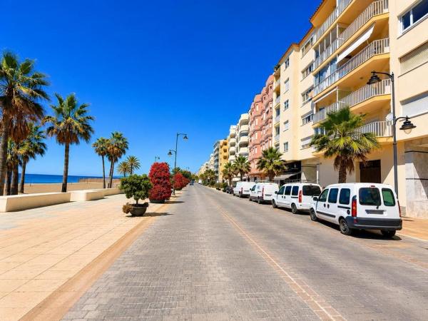 Venta de piso en Piso en Avenida España, Centro, Estepona, Estepona
 photo 2