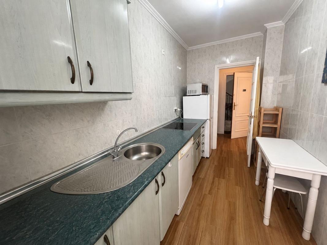 Venta de piso en Piso en San Roque, Puerto de Estepona, Estepona, Estepona
photo 4
