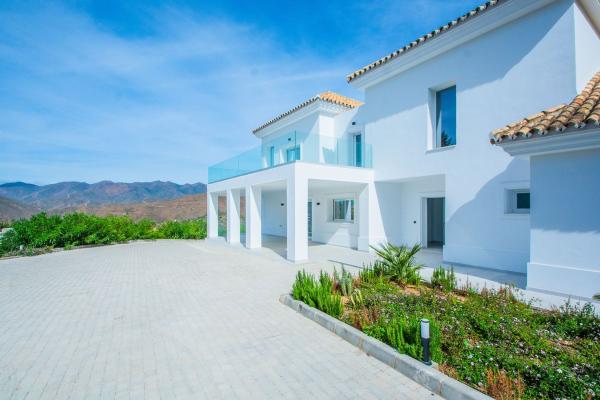 Casa o chalet independiente en Calle Navarra, 9, La Mairena, Ojén thumbnail 3