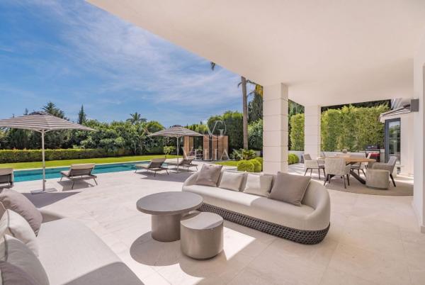 Casa o chalet independiente en Calle Rossini, Sierra Blanca, Marbella photo 1