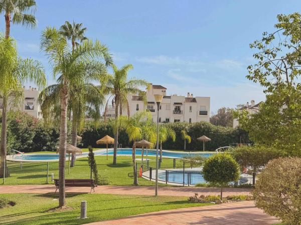 Venta de piso en Piso en Calle Río Tajo, Rodeo Alto-Guadaiza-La Campana, Marbella, Marbella
photo 1