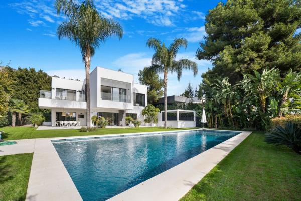 Casa o chalet independiente en Sierra Blanca, Marbella thumbnail 3