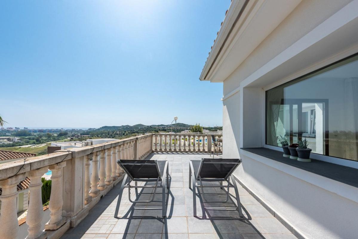 Properties for sale and rent in Spain photo 5