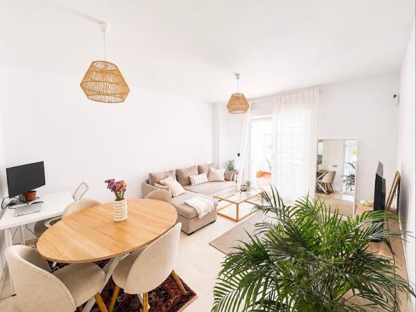 Sale of flat in Piso en La Colina, Torremolinos, Torremolinos
thumbnail 3