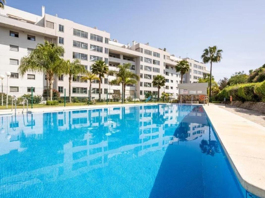 Продажа квартиры на Piso en Avenida de la Encarnación, Zona Sohail, Fuengirola, Фуэнхирола
 photo 2