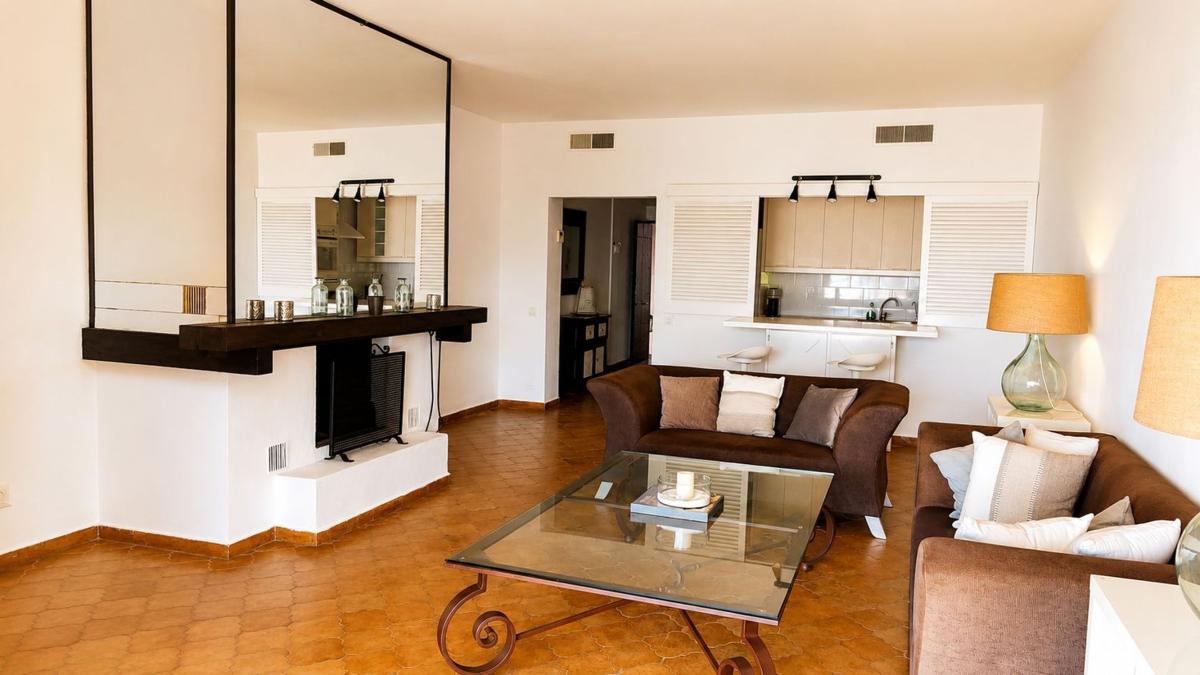 Продажа квартиры на Piso en Puerto Banús, Marbella, Марбелла
photo 1