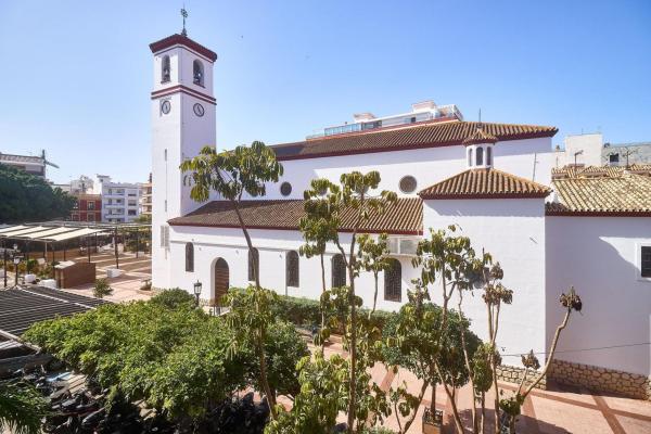 Venta de piso en Piso en Zona Puerto Deportivo, Fuengirola, Fuengirola
 photo 1