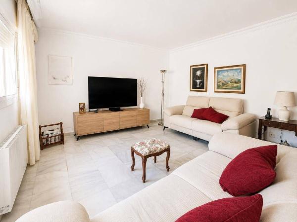 Chalet independiente en venta en Casa o chalet en San Pedro Pueblo, Marbella, Marbella
photo 1