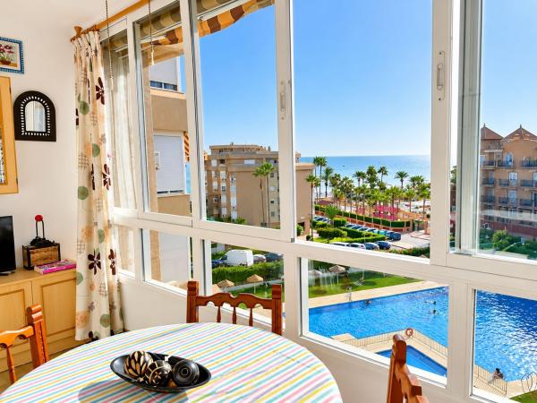 Venta de piso en Piso en costa del oro, Centro Internacional, Torrox, Torrox
thumbnail 3