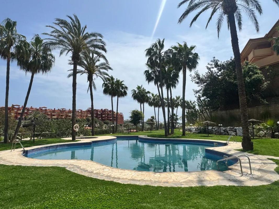 Venta de piso en Piso en Urbanización La Reserva s/n, Reserva de Marbella, Marbella, Marbella
 photo 2
