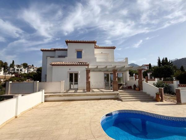 Casa o chalet independiente en Avenida de Los Cipreses, 11, Frigiliana thumbnail 2