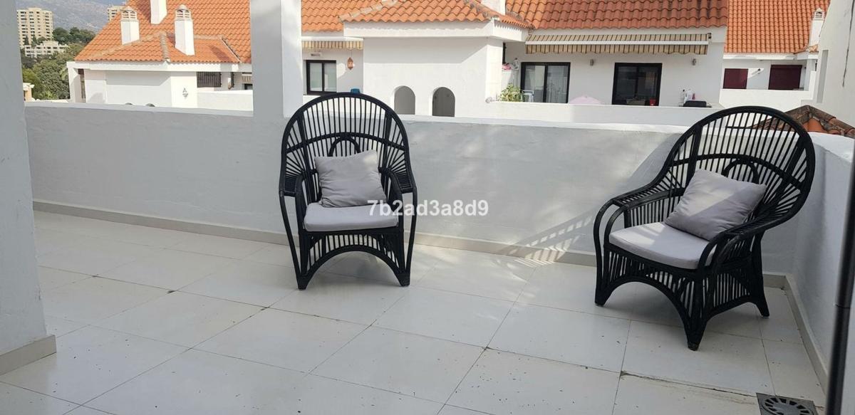 Venta de piso en Piso en Calle Rosalía de Castro, 16, Las Brisas, Marbella, Marbella
photo 3