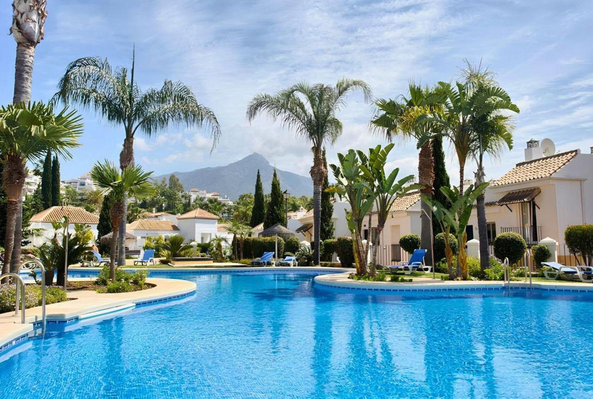 Sprzedaż poddasza w Ático en Avenida del Prado, Aloha, Marbella, Marbella photo 1