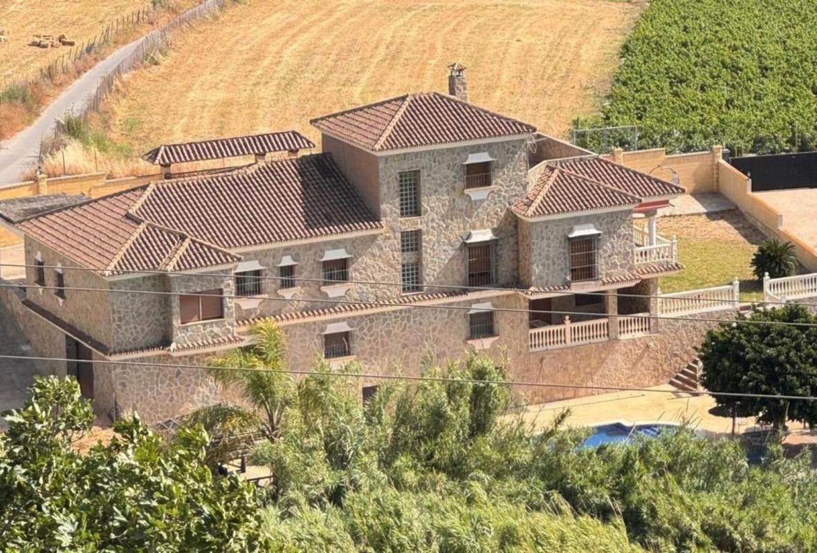 Venta de chalet independiente en Casa o chalet en Calle Miguel Delibes, San Luis de Sabinillas, Manilva, Manilva
photo 2
