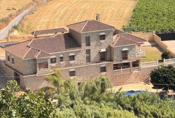 Chalet independiente en venta en Casa o chalet en Calle Miguel Delibes, San Luis de Sabinillas, Manilva, Manilva
 photo 2