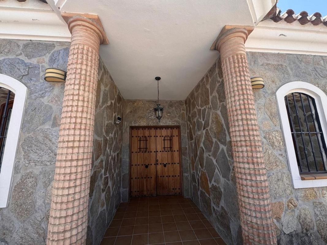 Venta de chalet independiente en Casa o chalet en Calle Miguel Delibes, San Luis de Sabinillas, Manilva, Manilva
photo 3