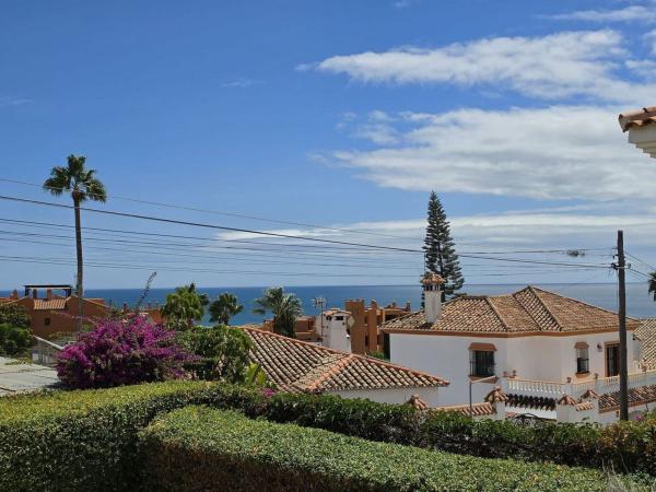 Chalet independiente en venta en Casa o chalet en Avenida España, Centro, Estepona, Estepona
photo 1