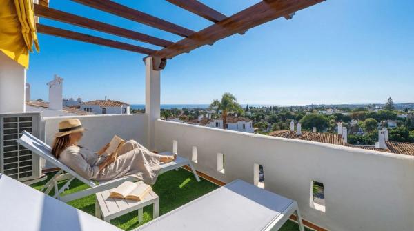 Duplex en venta en Dúplex en Avenida del Prado, Aloha, Marbella, Marbella photo 1