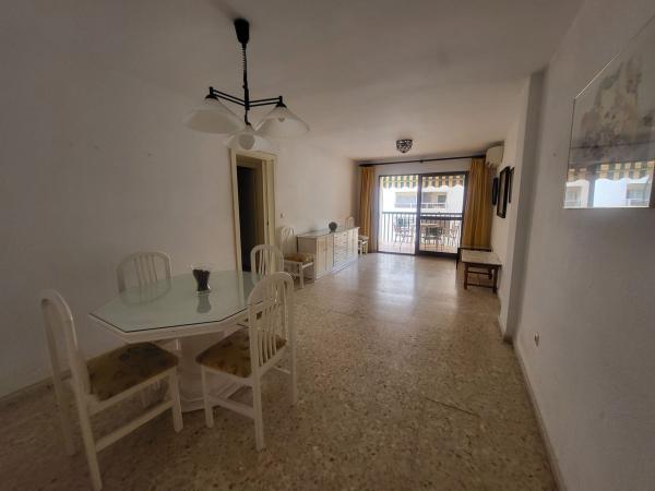Venta de piso en Piso en Calle Lamo de Espinosa, 3, Zona Puerto Deportivo, Fuengirola, Fuengirola
 photo 4