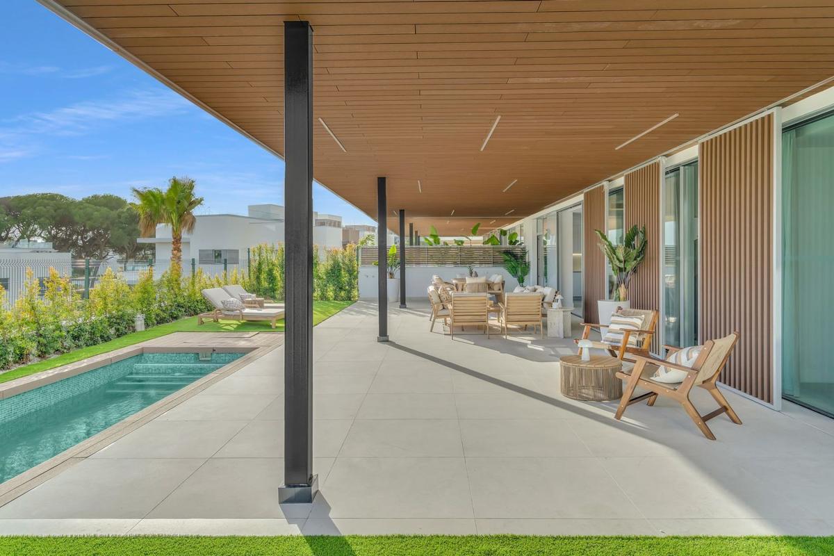 Venta de piso en Piso en Calle D-9t, Santa Clara, Marbella, Marbella
photo 4