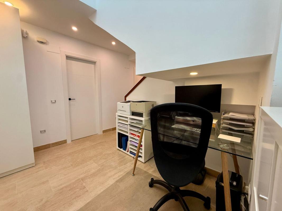 Продажа квартиры на Piso en Calle Valle De Somiedo, 1, La Cala Golf - Lagar Martell, Mijas, Михас
 photo 4