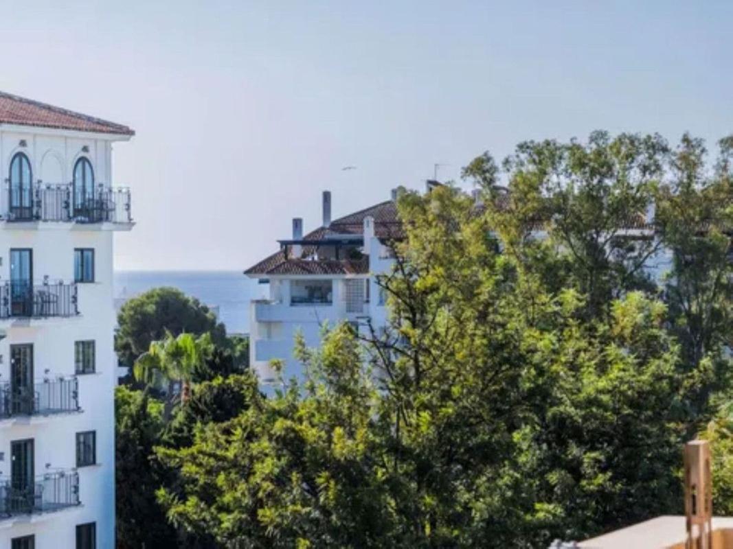 Venta de piso en Piso en Nueva Andalucía, Marbella, Marbella
photo 1