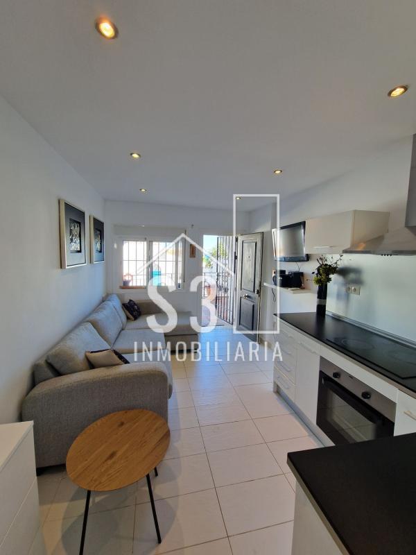 Venta de piso en Piso en Plaza Mayor, 8, Torreblanca del Sol, Fuengirola, Fuengirola
photo 3