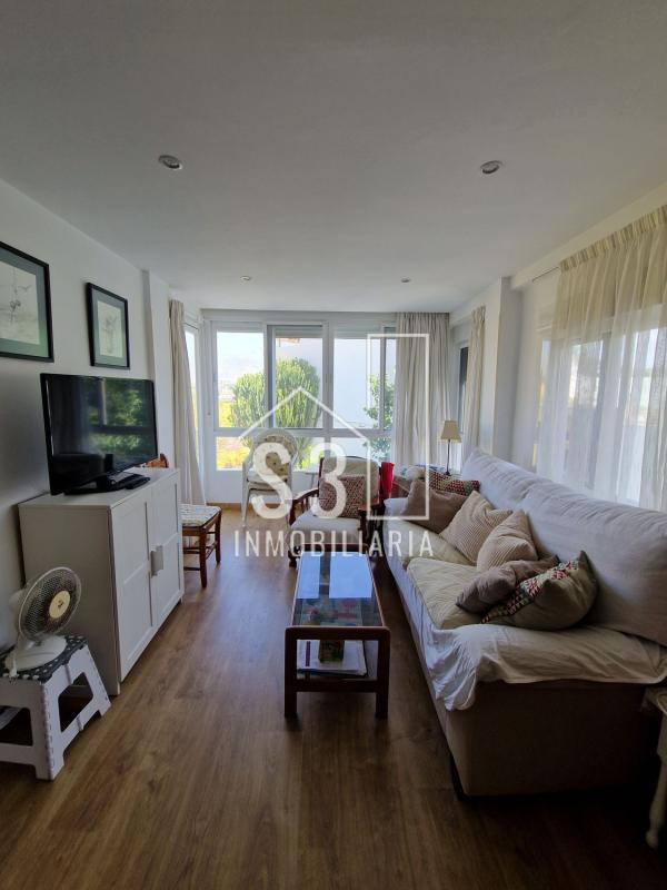 Venta de piso en Piso en Paseo Marítimo Levante, 21, Paseo Marítimo de Levante, Vélez-Malaga, Vélez-Malaga
photo 1