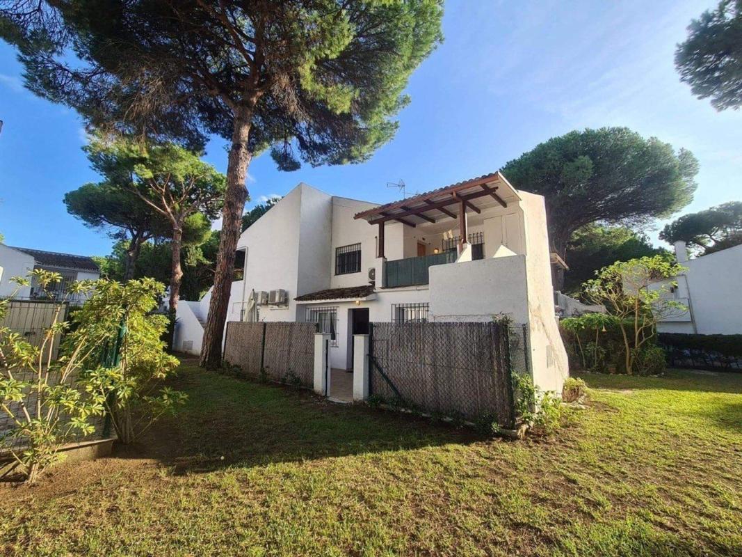Venta de piso en Piso en Urbanizacion Benamara, 55 b, Paraiso-Barronal, Estepona, Estepona
photo 2