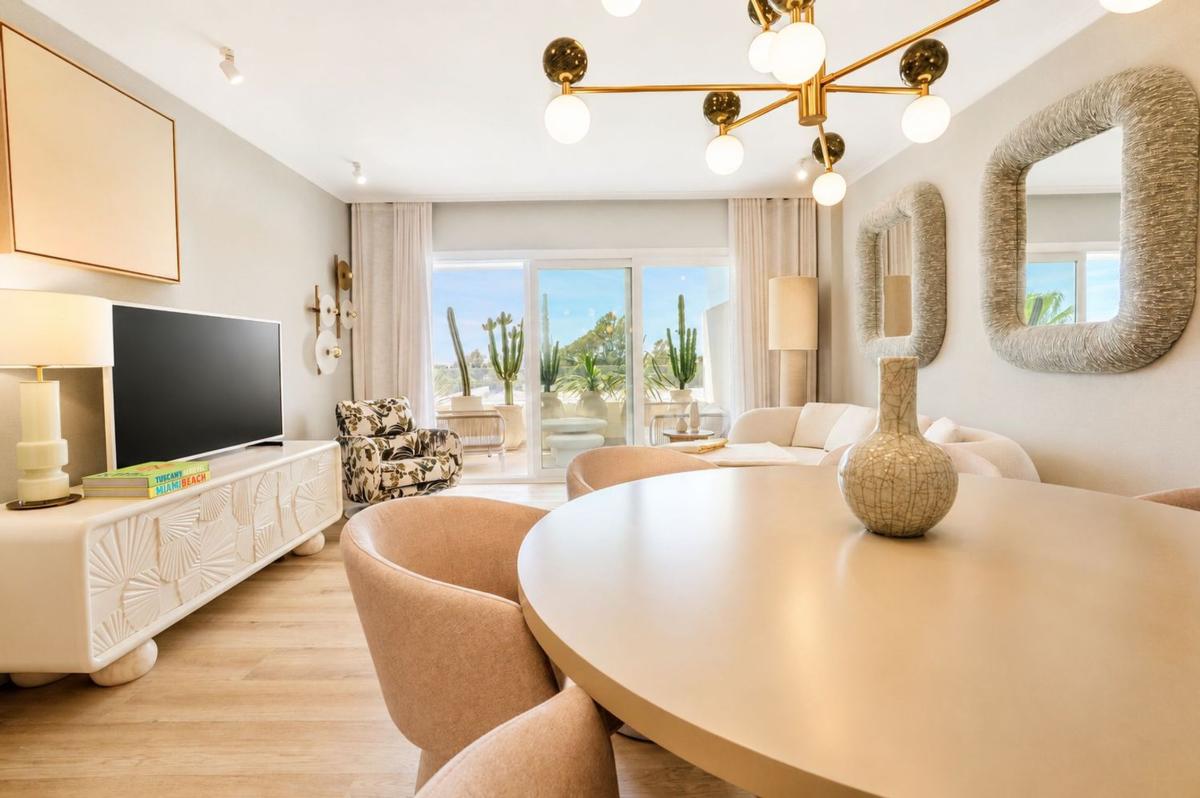 Venta de piso en Piso en Plaza Maestranza la, Nueva Andalucía, Marbella, Marbella
photo 2