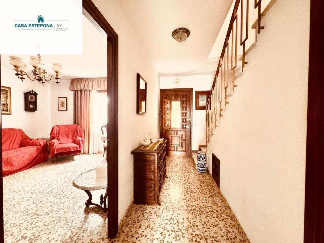 Venta de chalet independiente en Casa o chalet en Calle Portada, Centro, Estepona, Estepona
photo 4