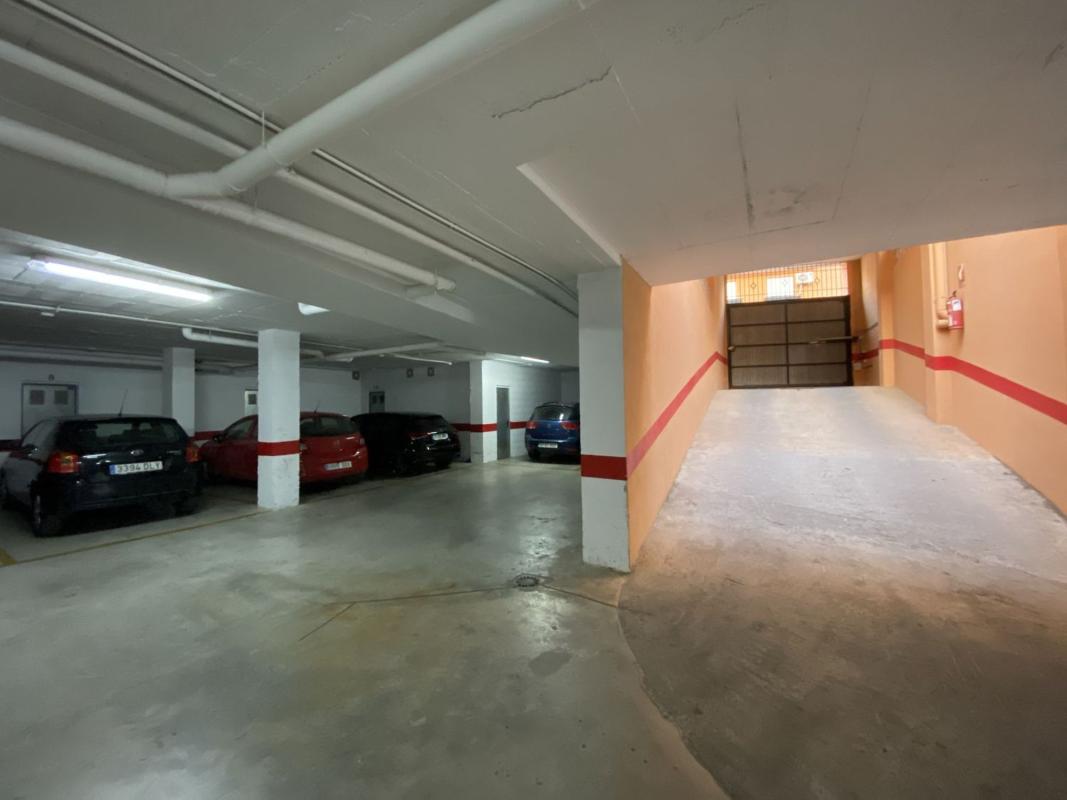 Продажа квартиры на Piso en Calle Jovellanos, 13, Centro, Alhaurín de la Torre, Алхаурин-де-ла-Торре
photo 1