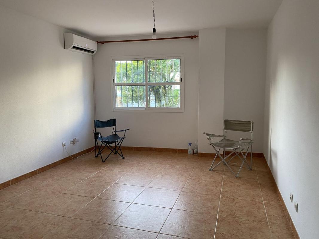 Продажа квартиры на Piso en Calle Jovellanos, 13, Centro, Alhaurín de la Torre, Алхаурин-де-ла-Торре
photo 2