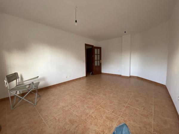Sale of flat in Piso en Calle Jovellanos, 13, Centro, Alhaurín de la Torre, Alhaurín de la Torre
 photo 4