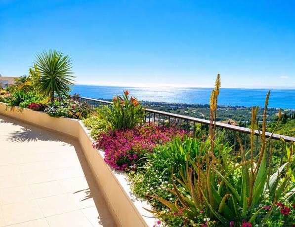 Venta de piso en Piso en Alto de los Monteros, Marbella, Marbella
photo 1
