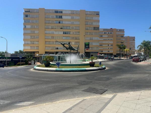 Sale of flat in Piso en Avenida Carlota Alessandri, La Carihuela - Los Nidos, Torremolinos, Torremolinos
photo 1