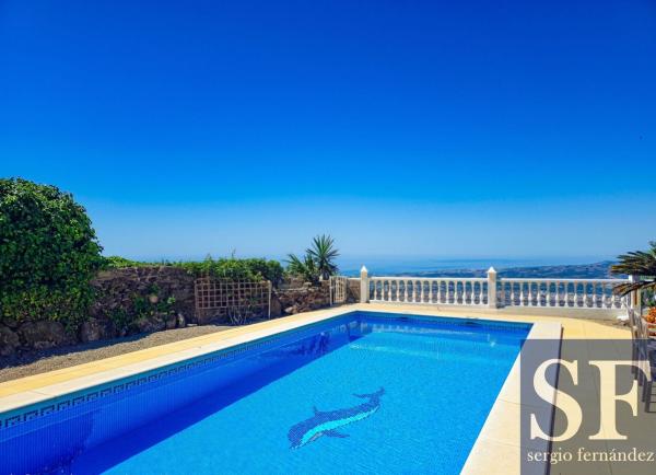Chalet independiente en venta en Casa o chalet en Arenas, Arenas
thumbnail 2