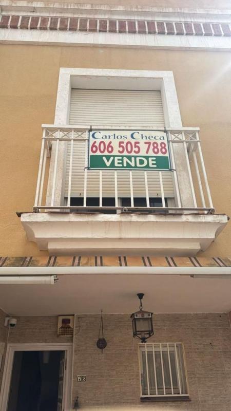Propiedades en venta y alquiler en España photo 1