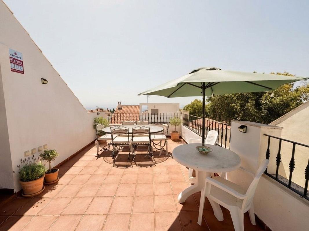 Propiedades en venta y alquiler en España photo 3